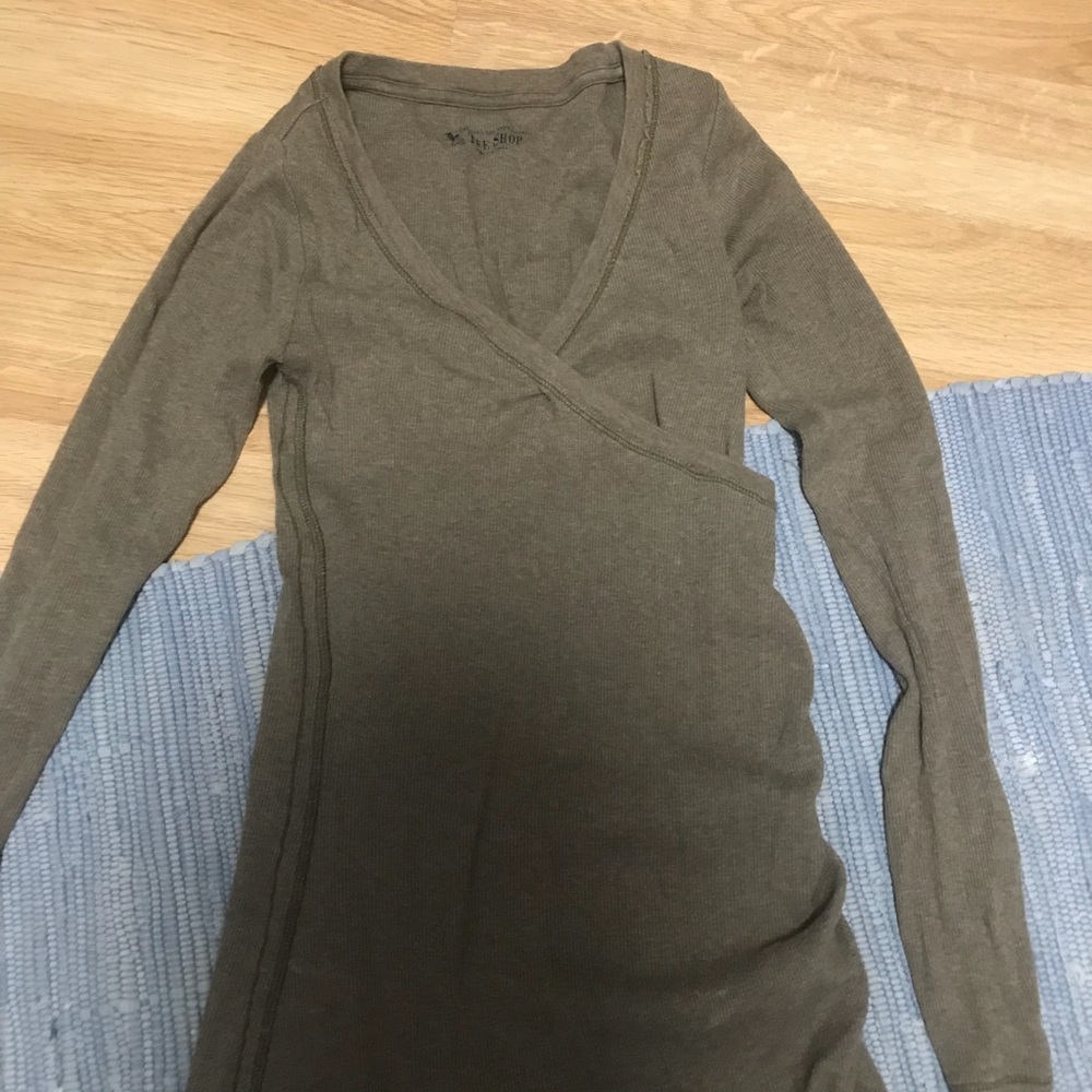 Long sleeve VS too